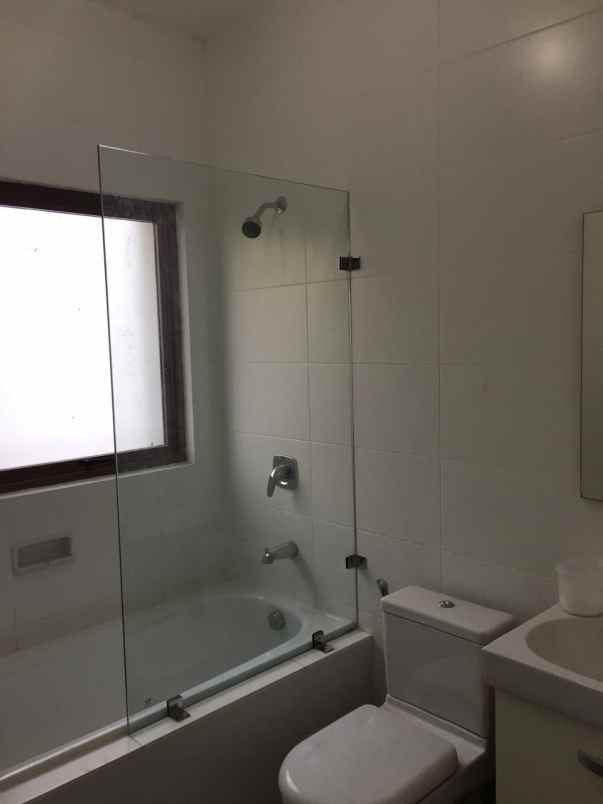 disewakan rumah cluster cassia jgc jakarta