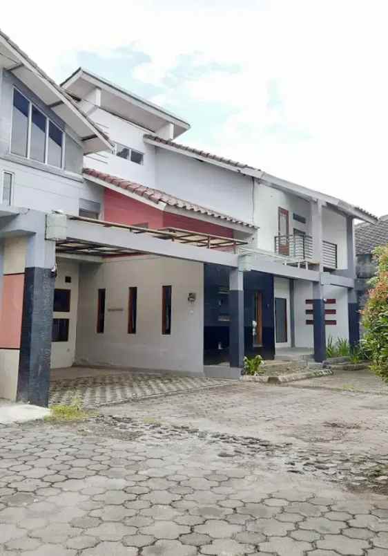 disewakan rumah cluster graha estetika