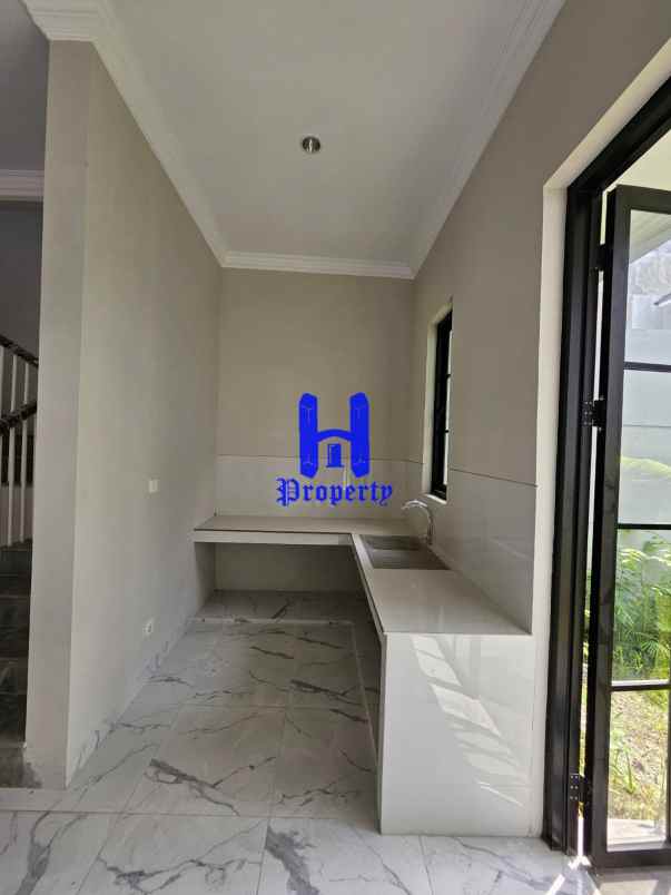 disewakan rumah di komplek citraland helvetia medan