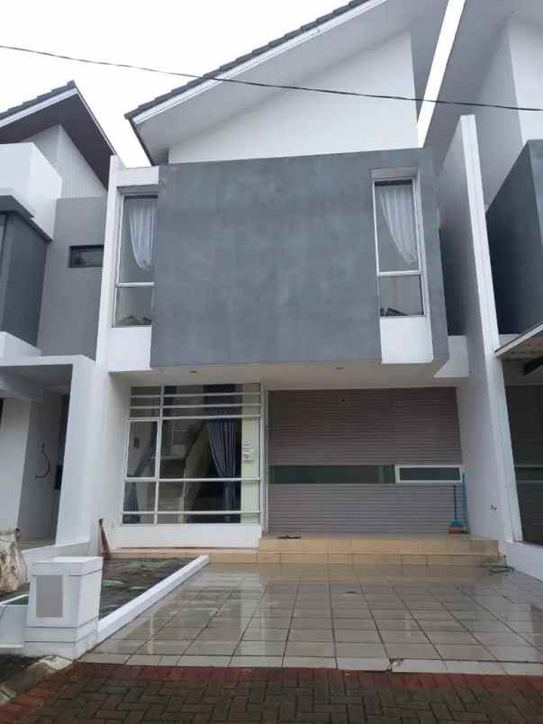 disewakan rumah discovery bintaro