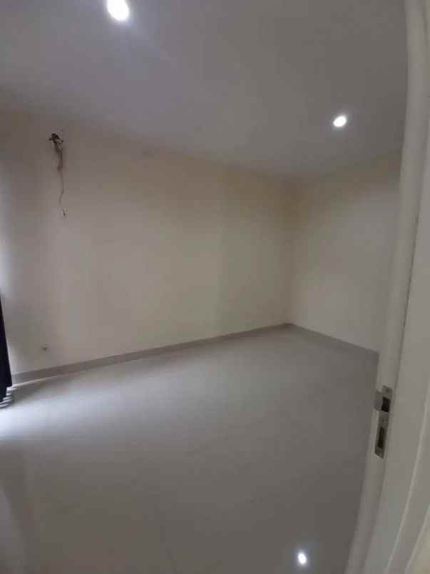 disewakan rumah discovery bintaro