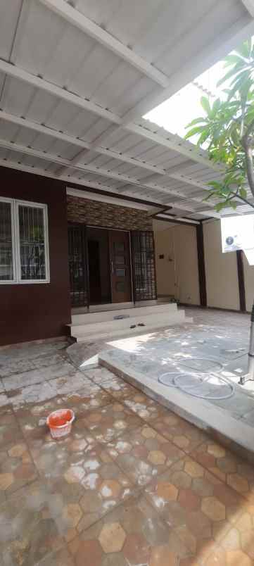 disewakan rumah gading griya lestari