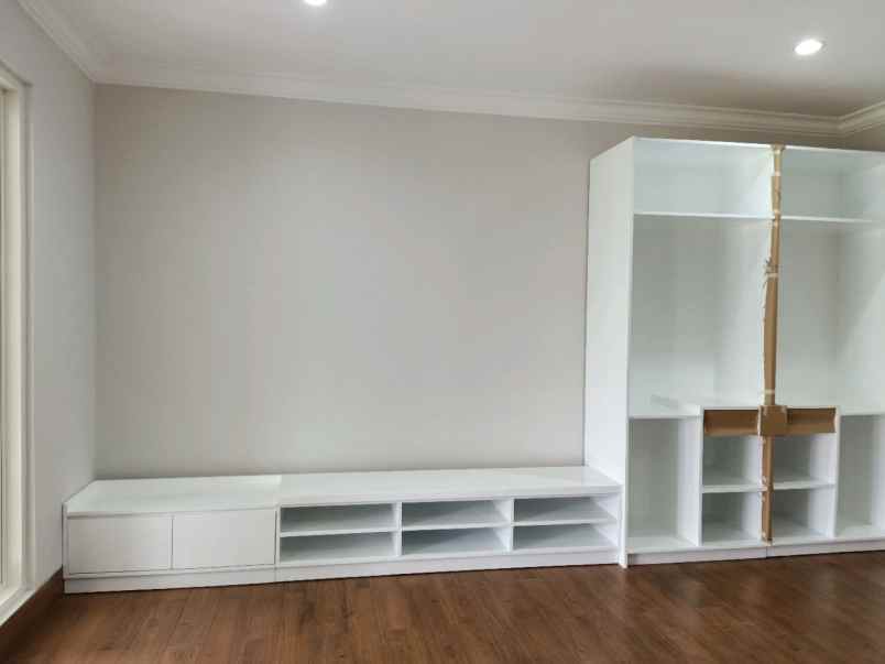 disewakan rumah graha famili blok l surabaya barat