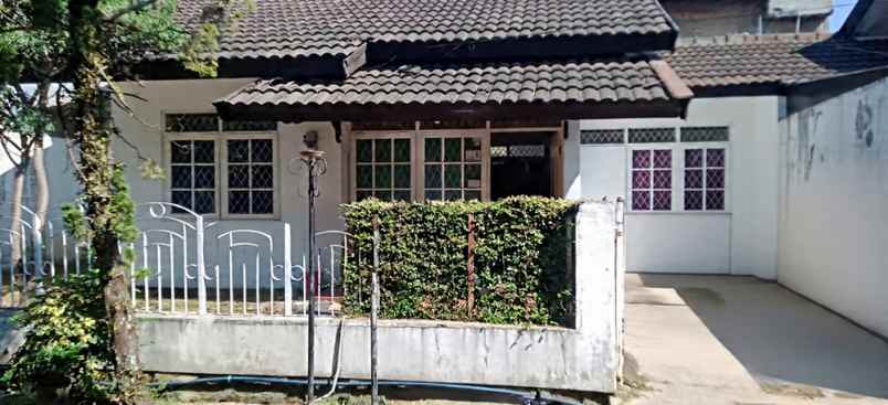 disewakan rumah ice skating