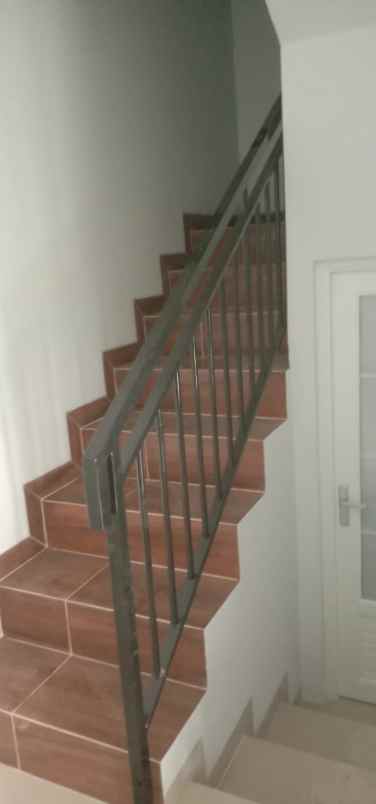 disewakan rumah jati padang jakarta selatan