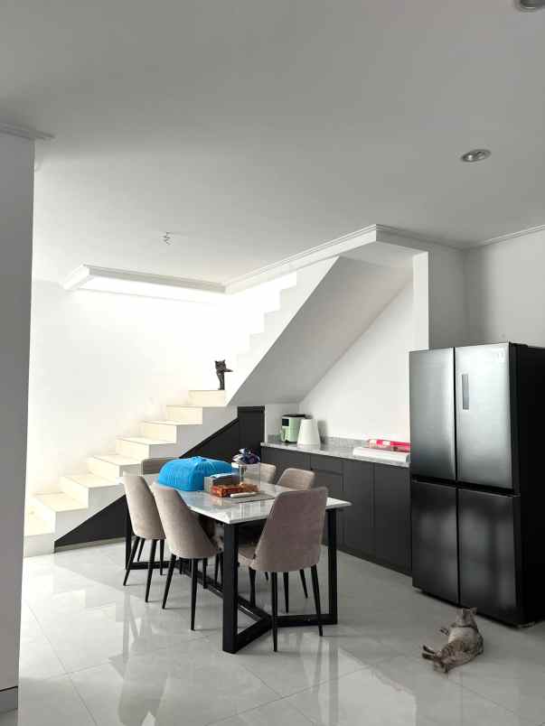 disewakan rumah komp walikota kelapa gading