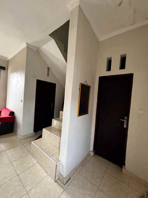 disewakan rumah taman giri jimbaran badung