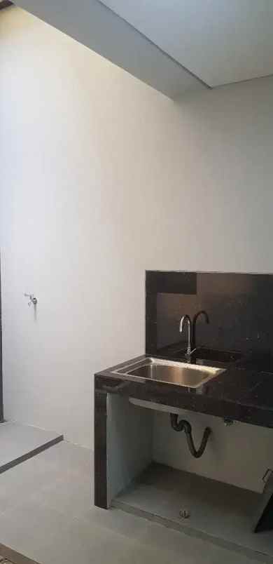 disewakan rumah u ville bintaro