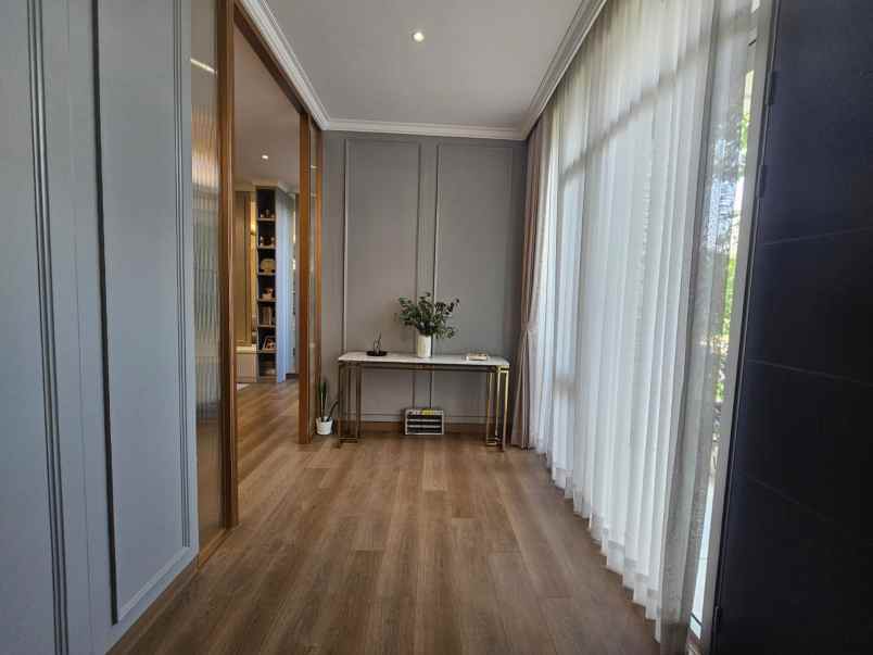 ijual rumah pik2 hadap selatan full furnish