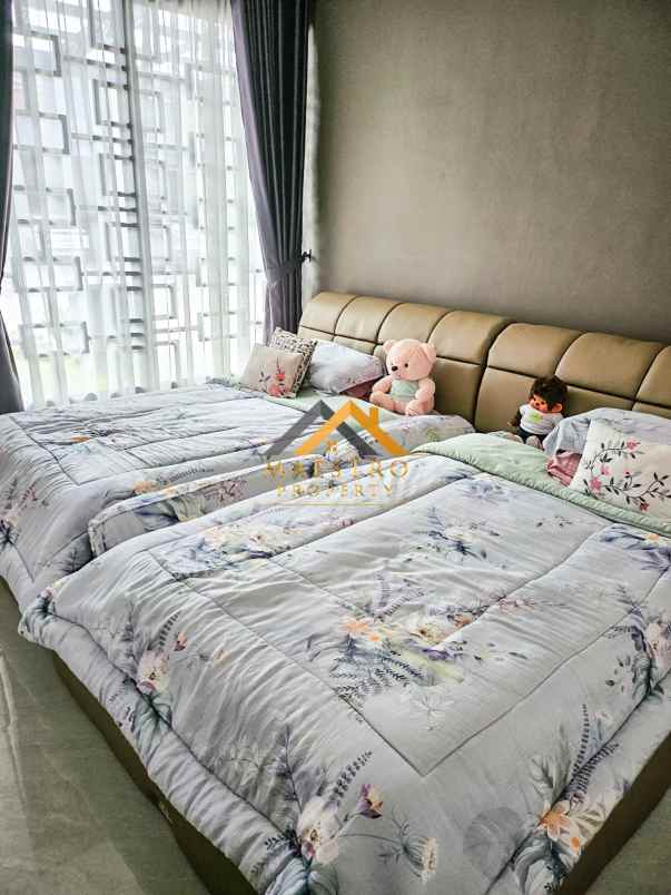 jual cepat rumah komplek givency one type channel