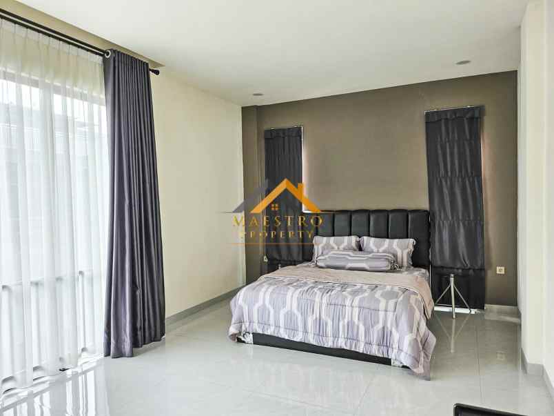 jual cepat rumah komplek givency one type channel