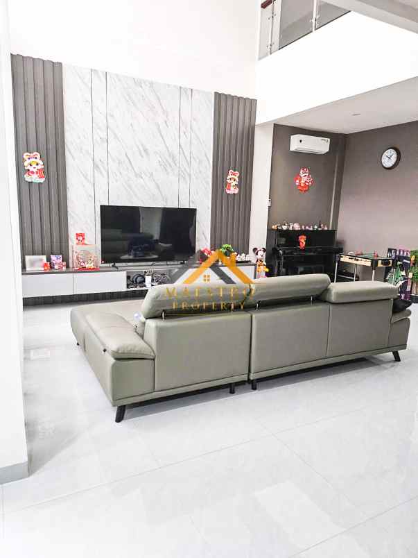 jual cepat rumah komplek givency one type channel