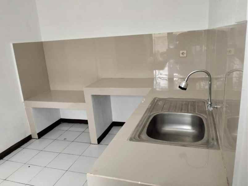 jual murah rumah luas siap huni di sariwangi bandung