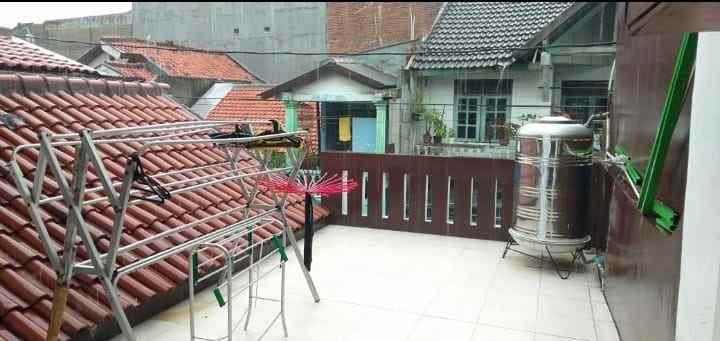 jual rumah komplek luas siap huni