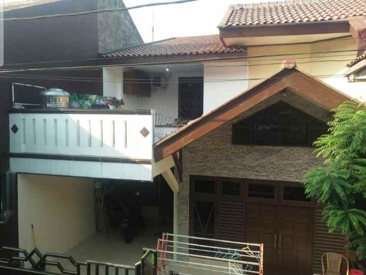 jual rumah komplek luas siap huni