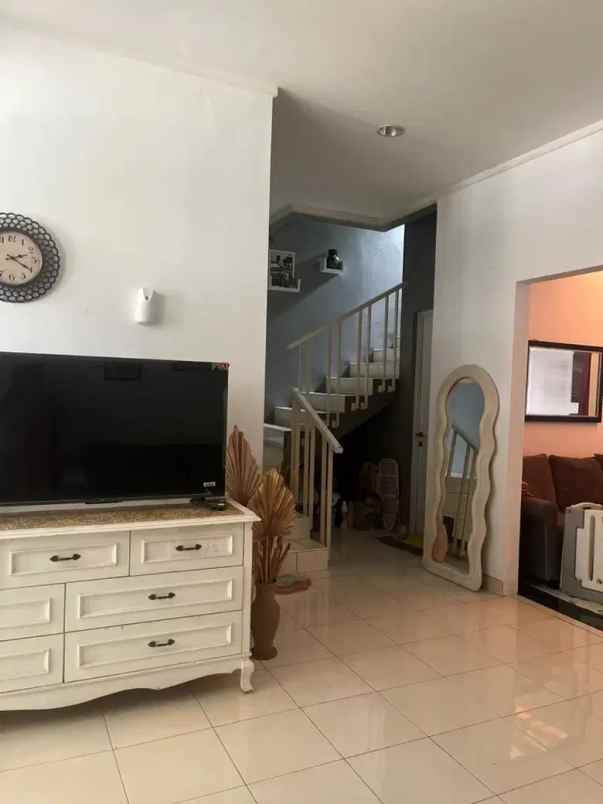 jual rumah mewah serpong lagoon