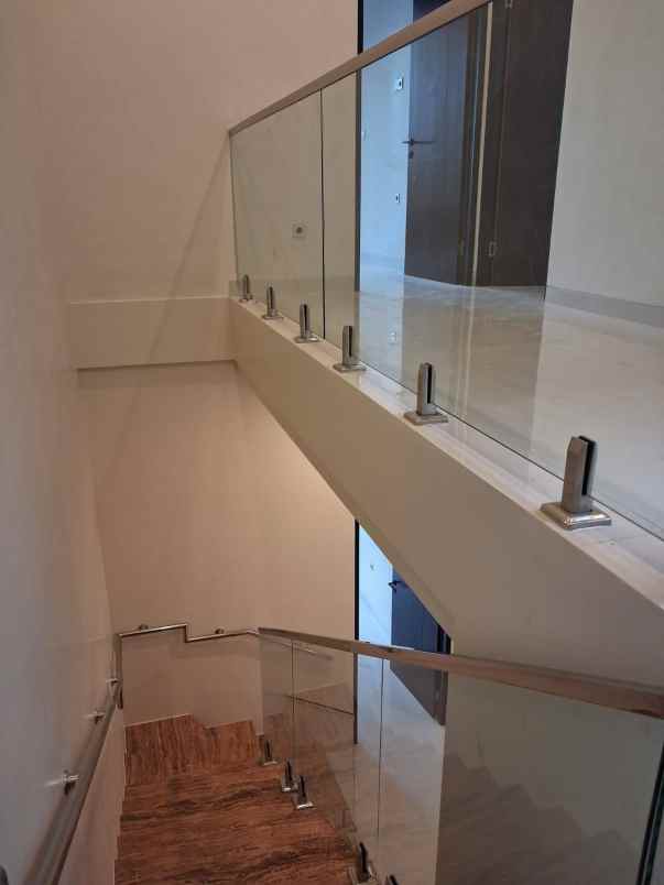 jual rumah minimalis modern manyar jaya surabaya