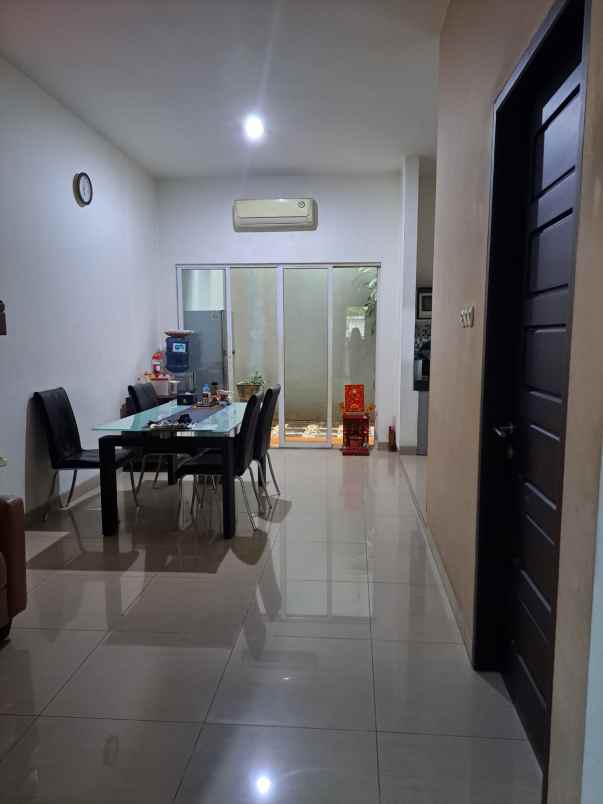 jual rumah semi furnished citra garden 2 jak bar
