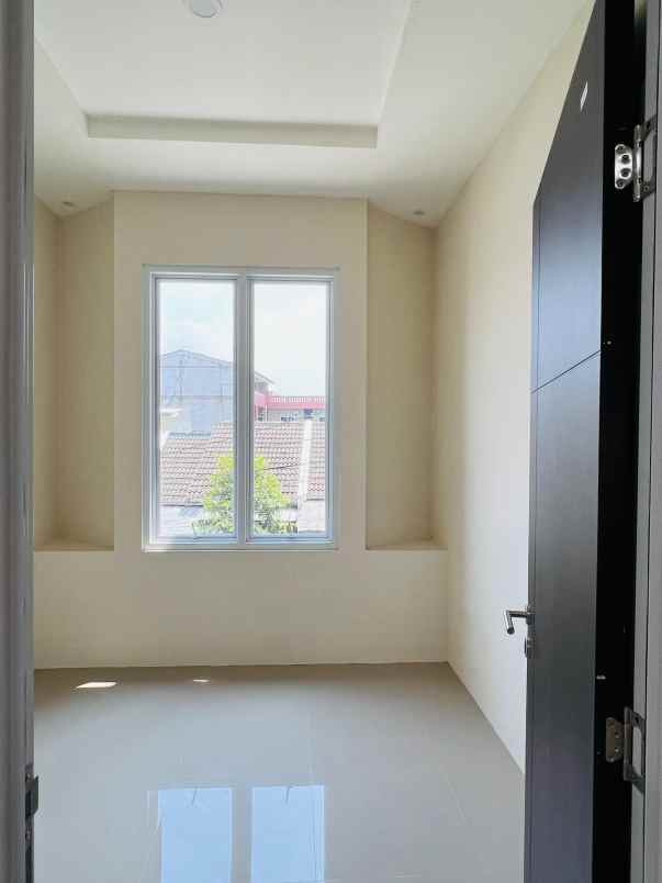 jual rumah siap huni di cilangkap jakarta timur