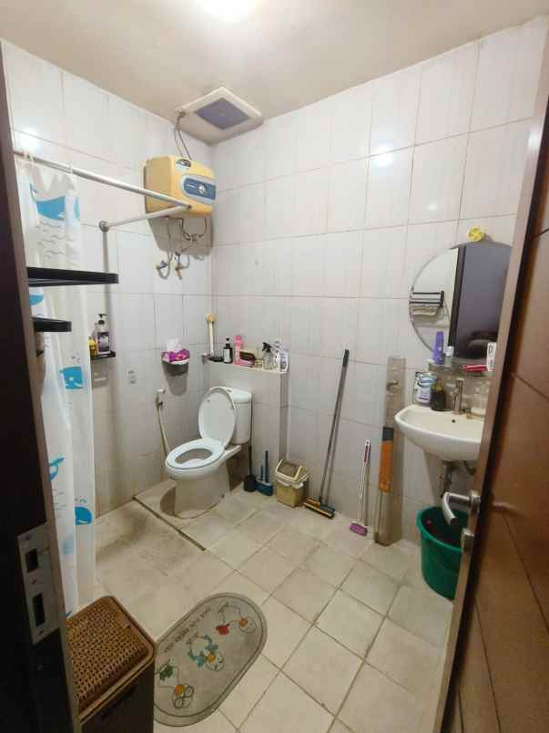 komplek cijawura girang dekat hotel ghotic