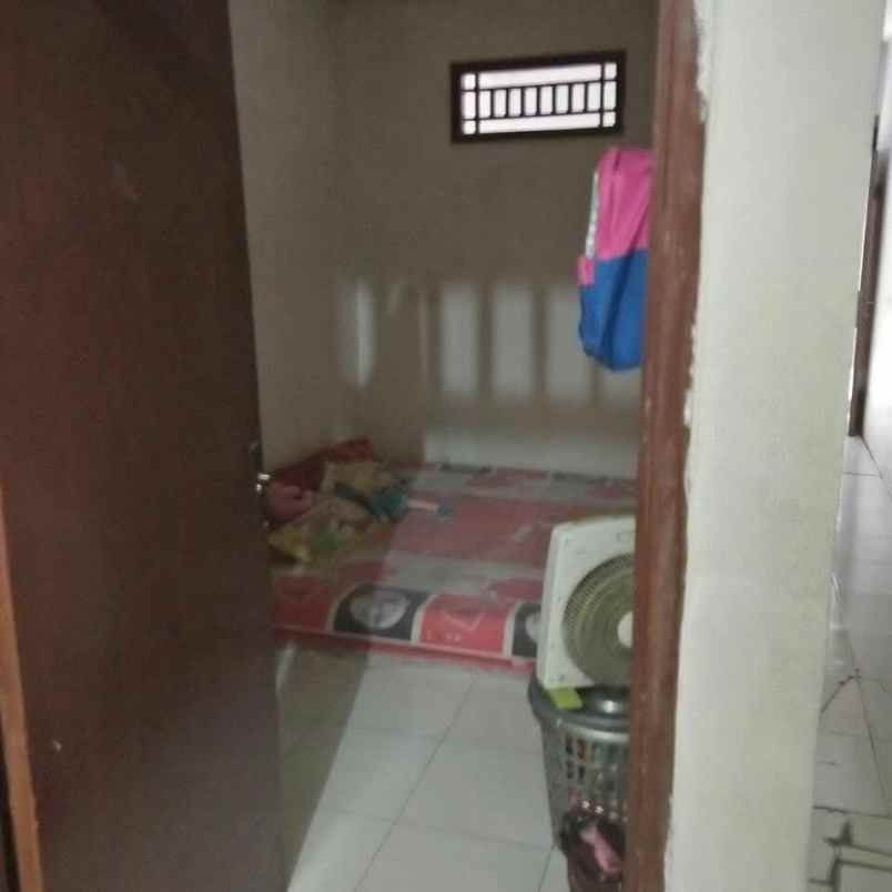 kontrakan 2 pintu di veteran jaksel jual cepat