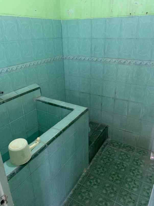 kost an aktiv dua lantai tengah kota