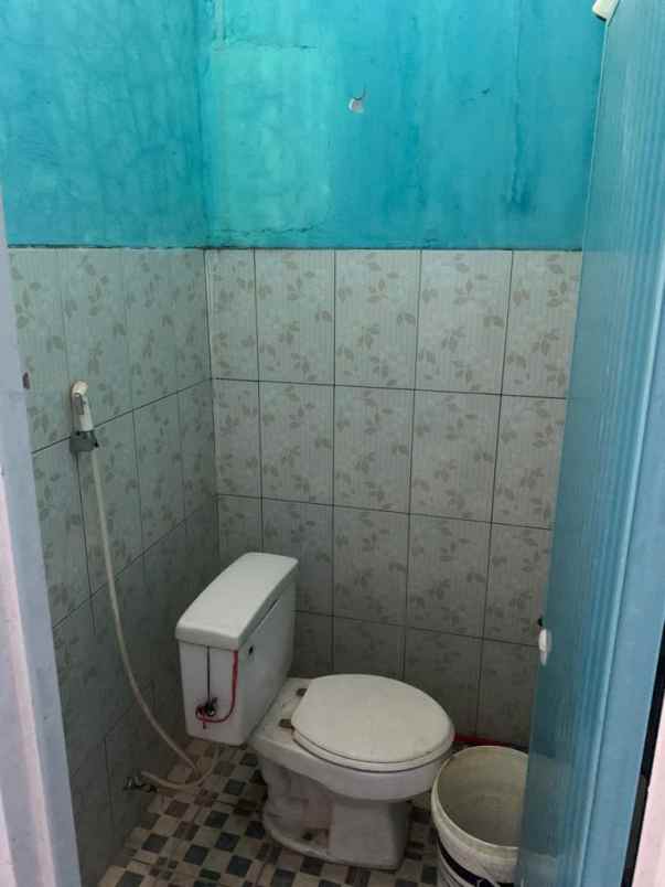 kost an aktiv dua lantai tengah kota