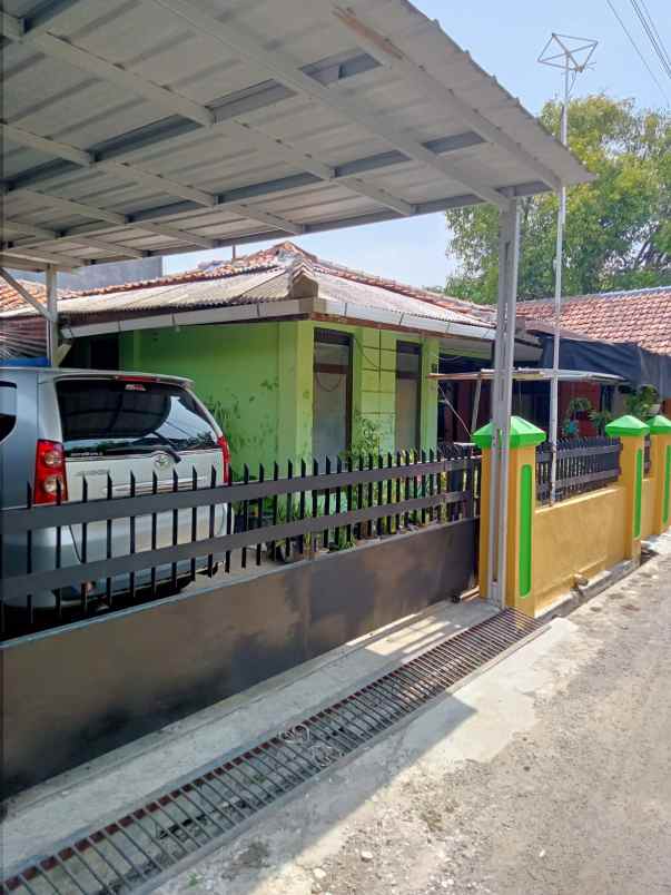 kost d jual tengah kota