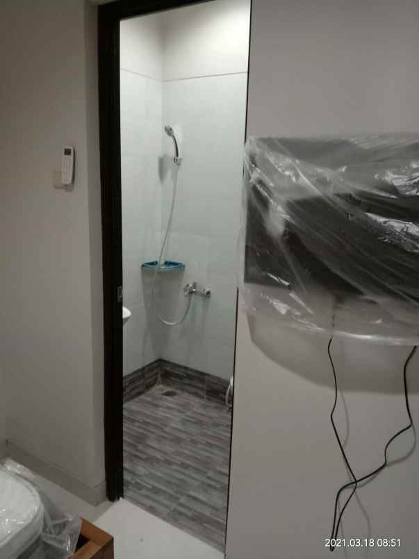 kost jl galuh mas karawang barat