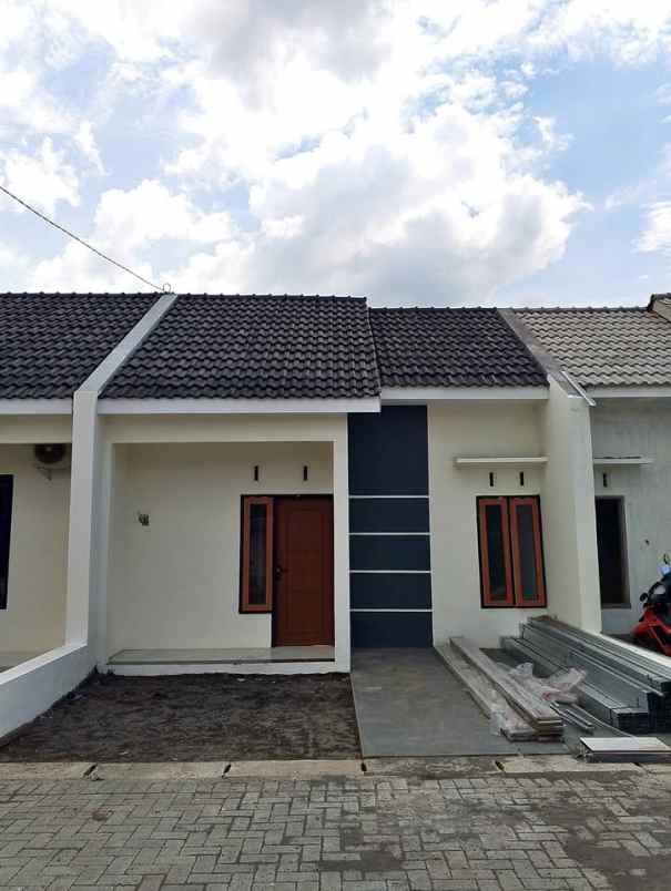 perumahan subsidi biaya awal murah dekat kota