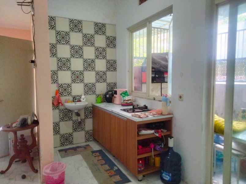 puri surya jaya rumah hook 2 lantai row jalan 12m nego