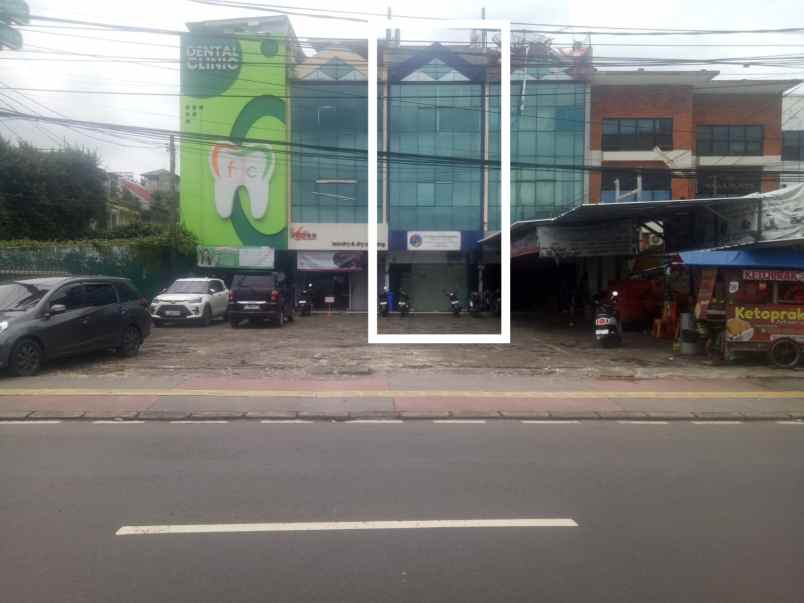 ruko 3 5 lantai lokasi strategis