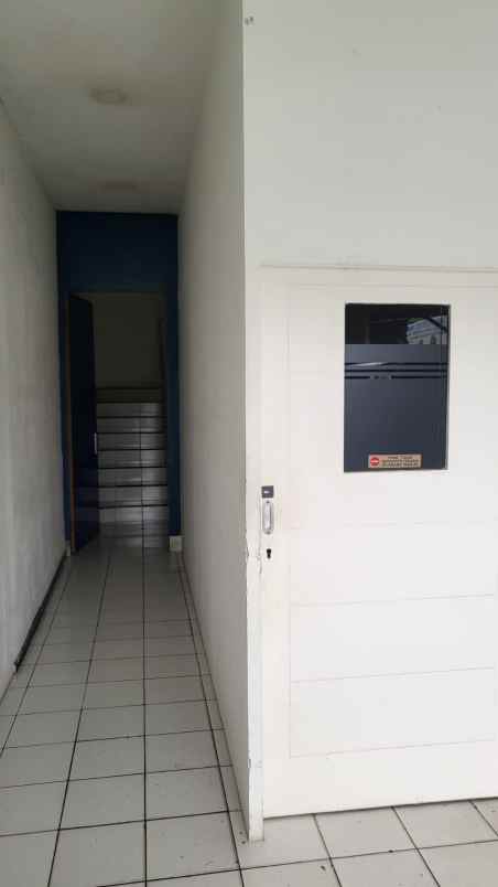 ruko 3 5 lantai lokasi strategis