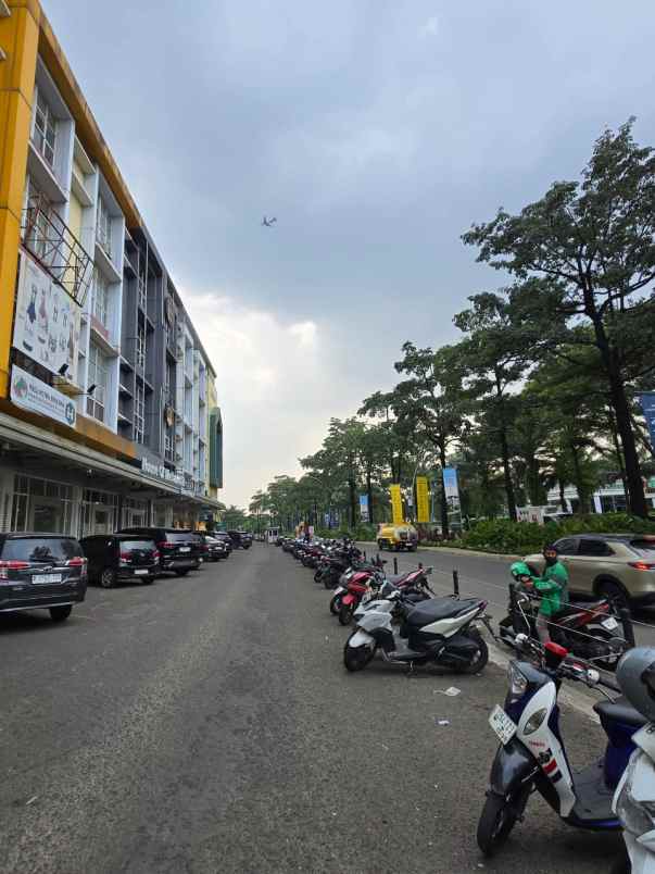 ruko 4 lantai di topaz commercials summarecon bekasi