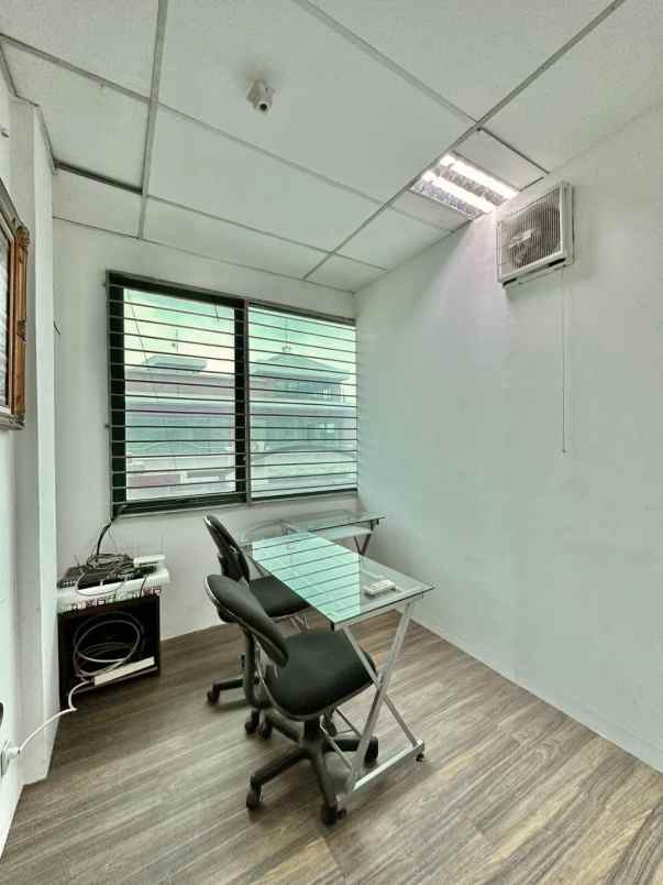 ruko 5 lantai gandeng 2 di jkt selatan