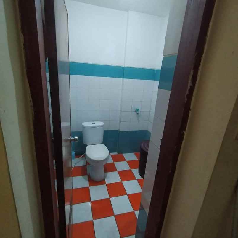 ruko 5 lantai gandeng 2 di jkt selatan