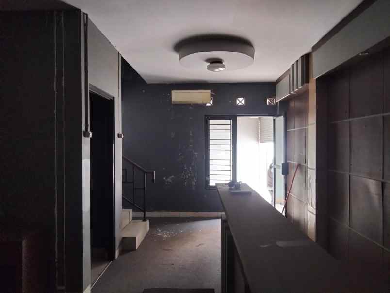 ruko gudang kantor jl tino sidin kadipiro