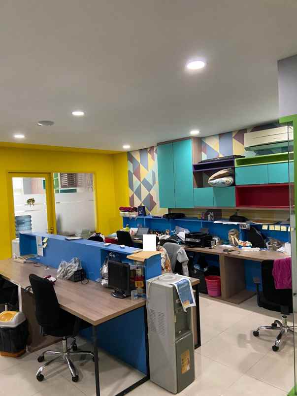 ruko gudang kantor kirana boutique