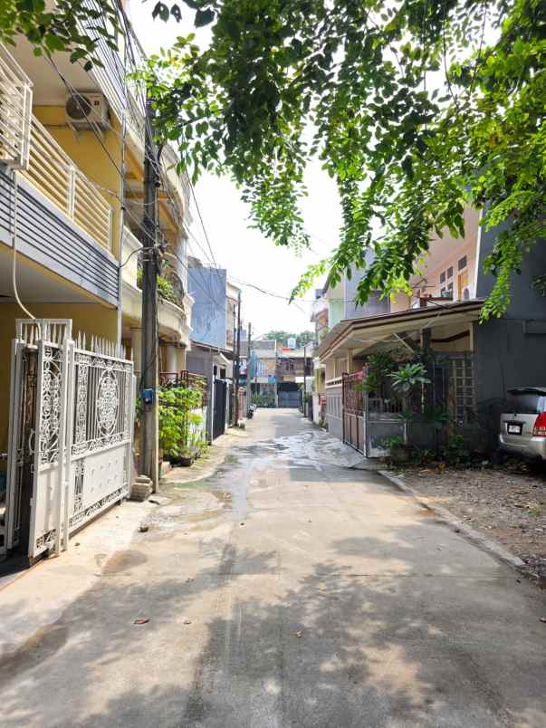 rumah 3lantai di sunter jakarta utara