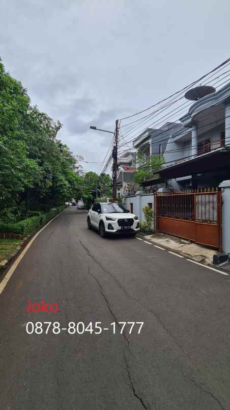 rumah asri termurah dalam komplek benhil jakarta pusat