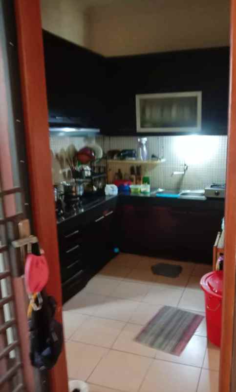 rumah bagus di cluster heliconia harapan indah bekasi