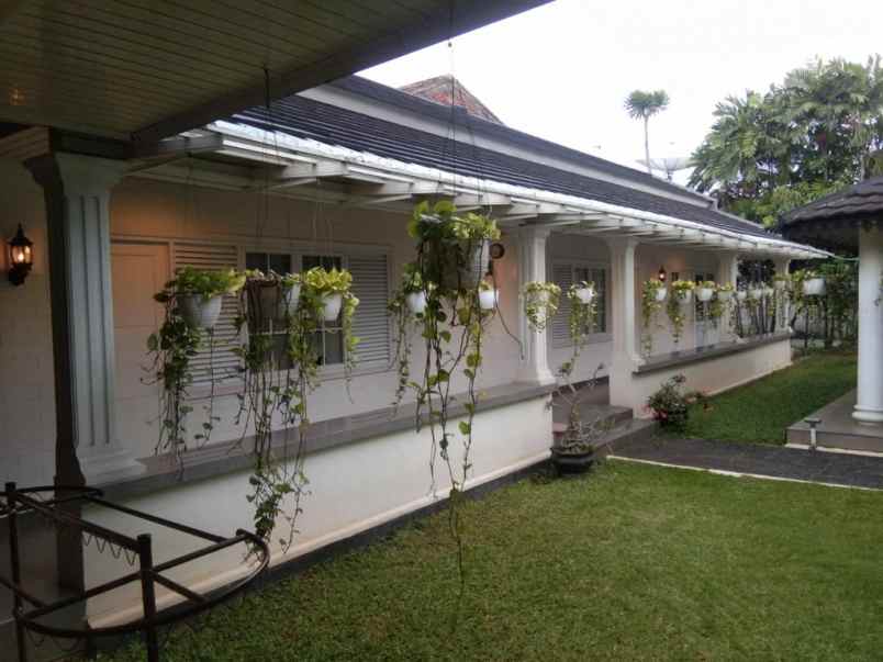 rumah bagus shm matraman jakarta timur