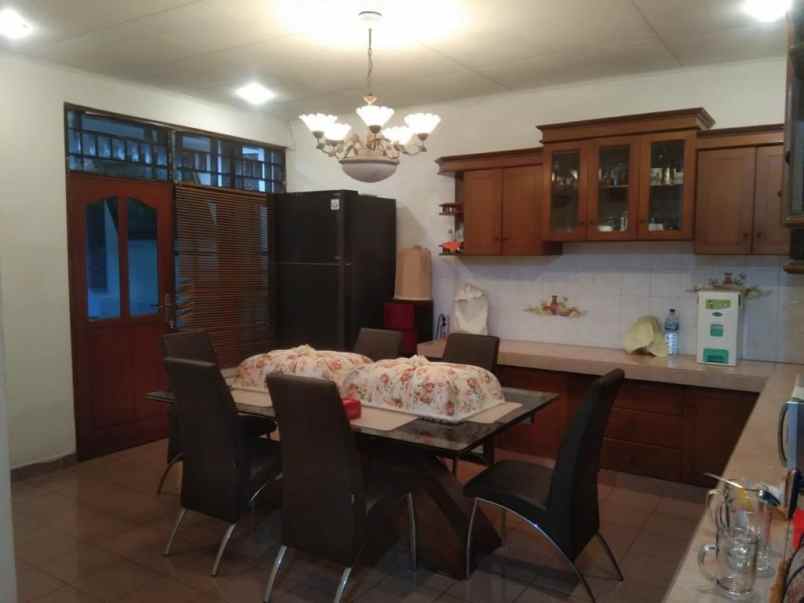 rumah bagus shm matraman jakarta timur