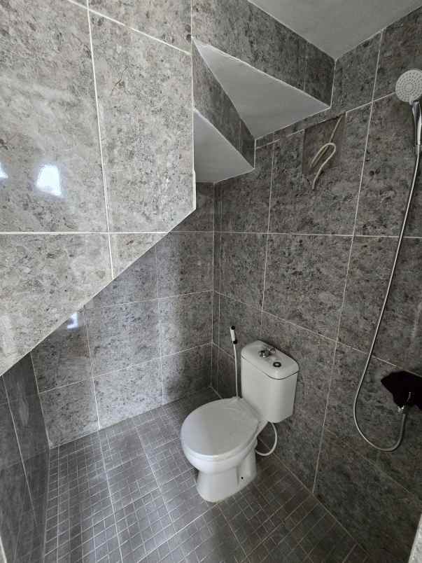 rumah baru dalam cluster di pondok kopi jaktim