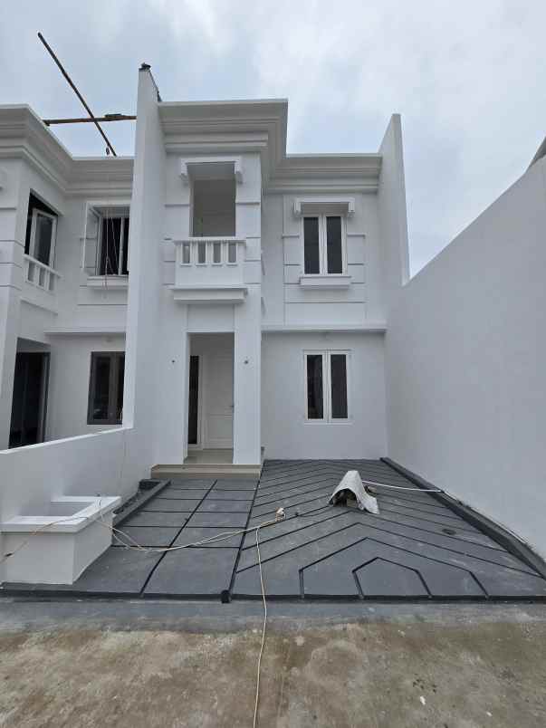 rumah baru dalam cluster di pondok kopi jaktim