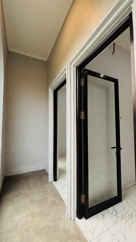 rumah baru dp 0 lokasi premium di jl transyogi cibubur