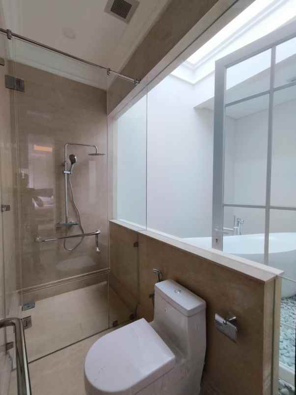 rumah baru jakarta selatan kebayoran