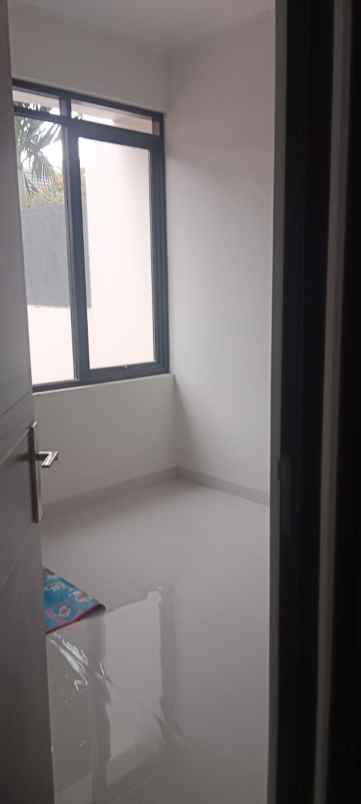 rumah baru minimalis komplek antapani