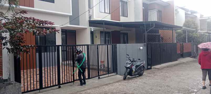 rumah baru minimalis komplek antapani