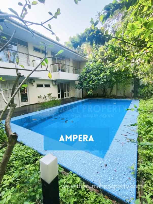 Dijual Rumah 2 Lantai Dalam Komplek Dengan Privvate Pool Di Ampera